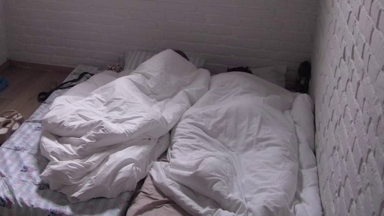 Samoživo g*vno, unakazio si me: Aneli sve upornija u nameri da ispadne Đukićeva žrtva, on je kulira! (VIDEO)