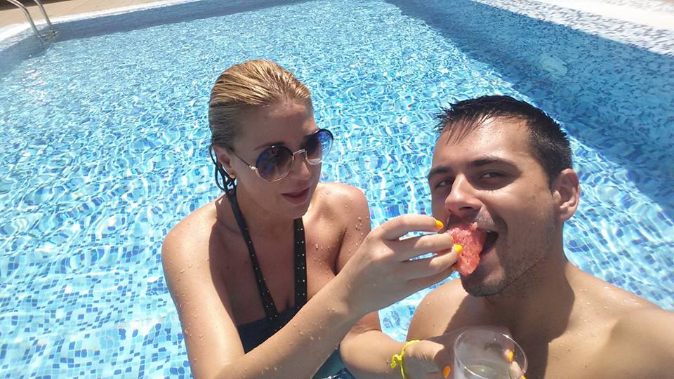 998850_1784308678376512_1131478044_n