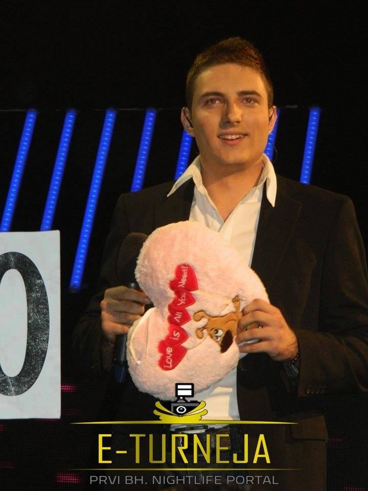 1524813_279448022202349_1719036405_n