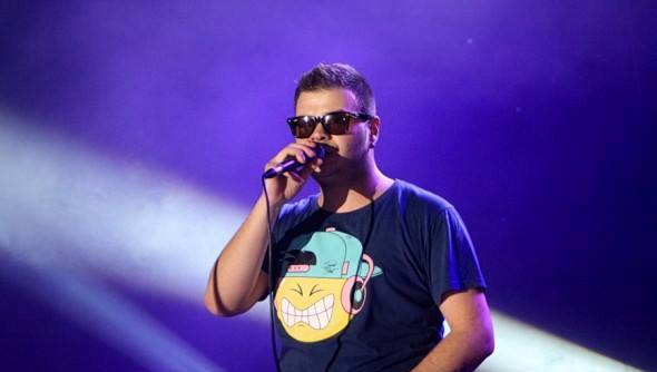 149334_10201810300678311_282185791_n