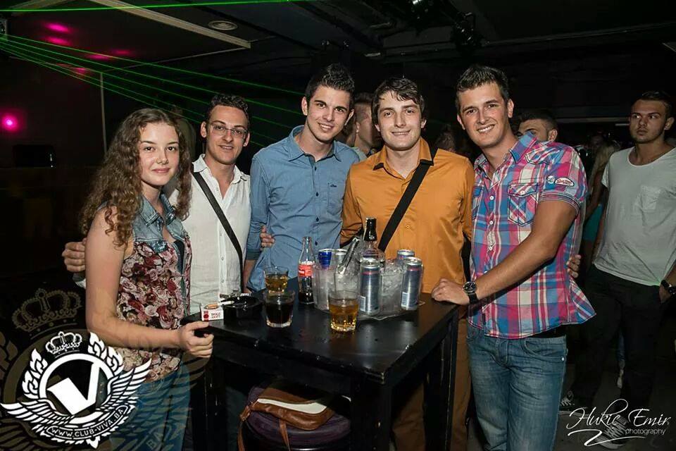 10568032_289591381224068_109021408_n