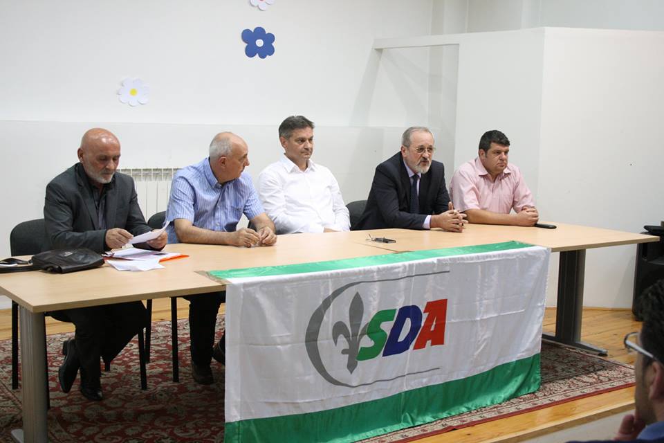 10629731_1525286257703075_2924921820959430542_n