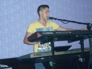 10715822_710472522365476_311557401_n