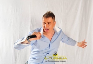 1505410_648556758516036_545754855_n