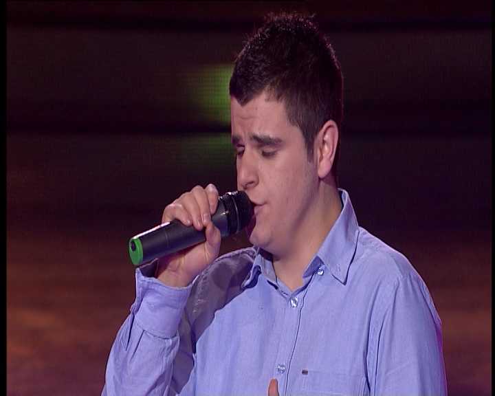 PINKOVE ZVEZDE 028 skracena upper field.Still139