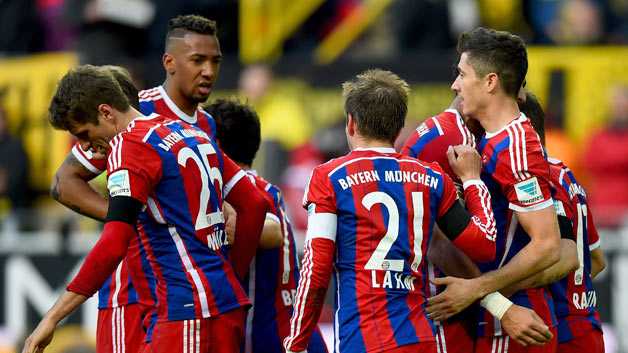 bvb_fcb_1415_tramjubel_lewandowski_628