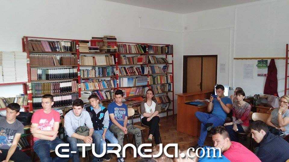 11329670_892646344125802_1597557481_n