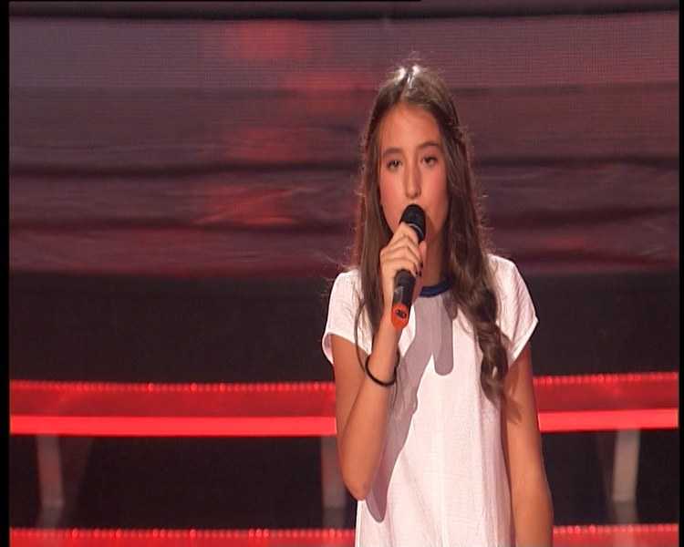 Pinkove Zvezdice 001 upper.01_07_02_19.Still049_750x600