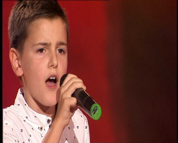 Pinkove Zvezdice 007 upper.01_31_30_01.Still066_750x600