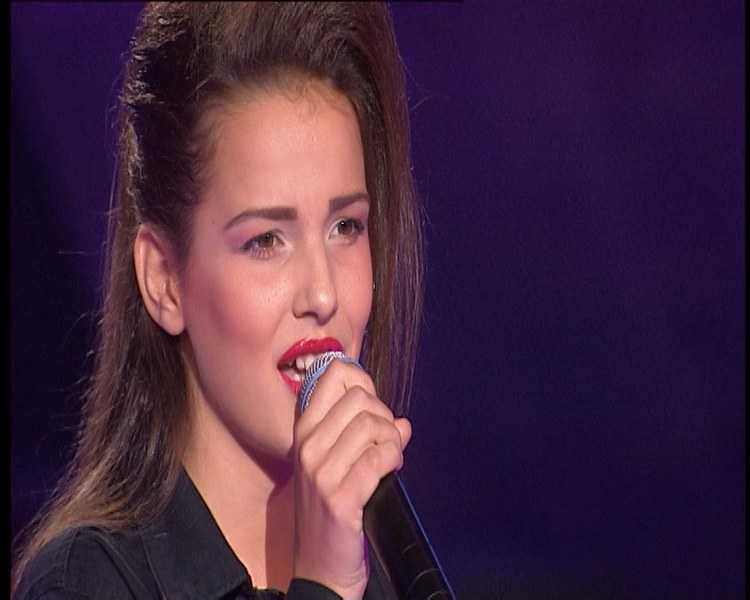 Pinkove Zvezdice 010 upper.00_57_22_01.Still036_750x600