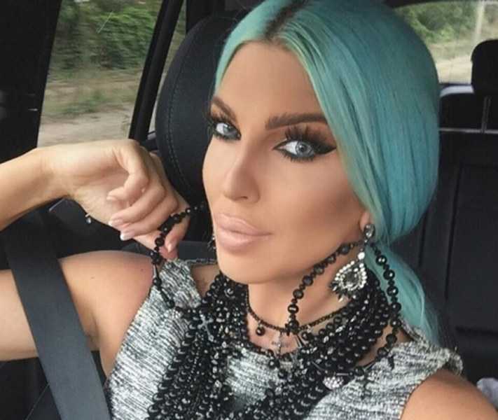 thumb460_80109_1jelena karleusa_711x600