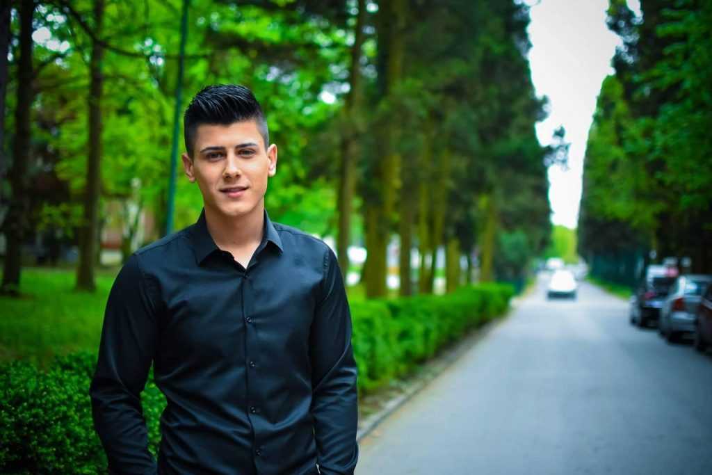 fdf58ab5018d88a1f9ce25946c14c3c7