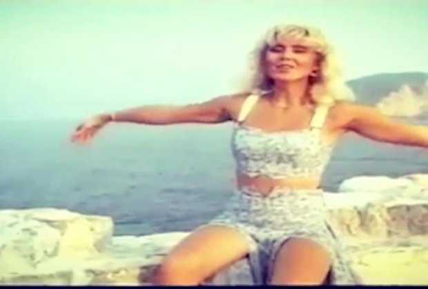 za-sve-jugonostalgicare-evo-kako-je-brena-cestitala-dan-mladosti-region-odlepi-1464164931-914249