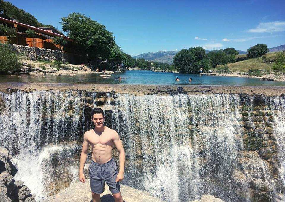 13645238_918510628294269_412308520306903772_n