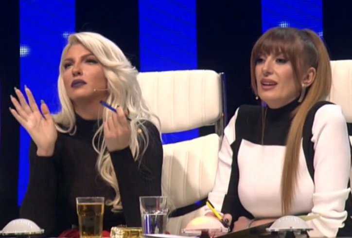jelena-karleusa-i-viki-miljkovic-foto-printskrinprva-1455404534-844423